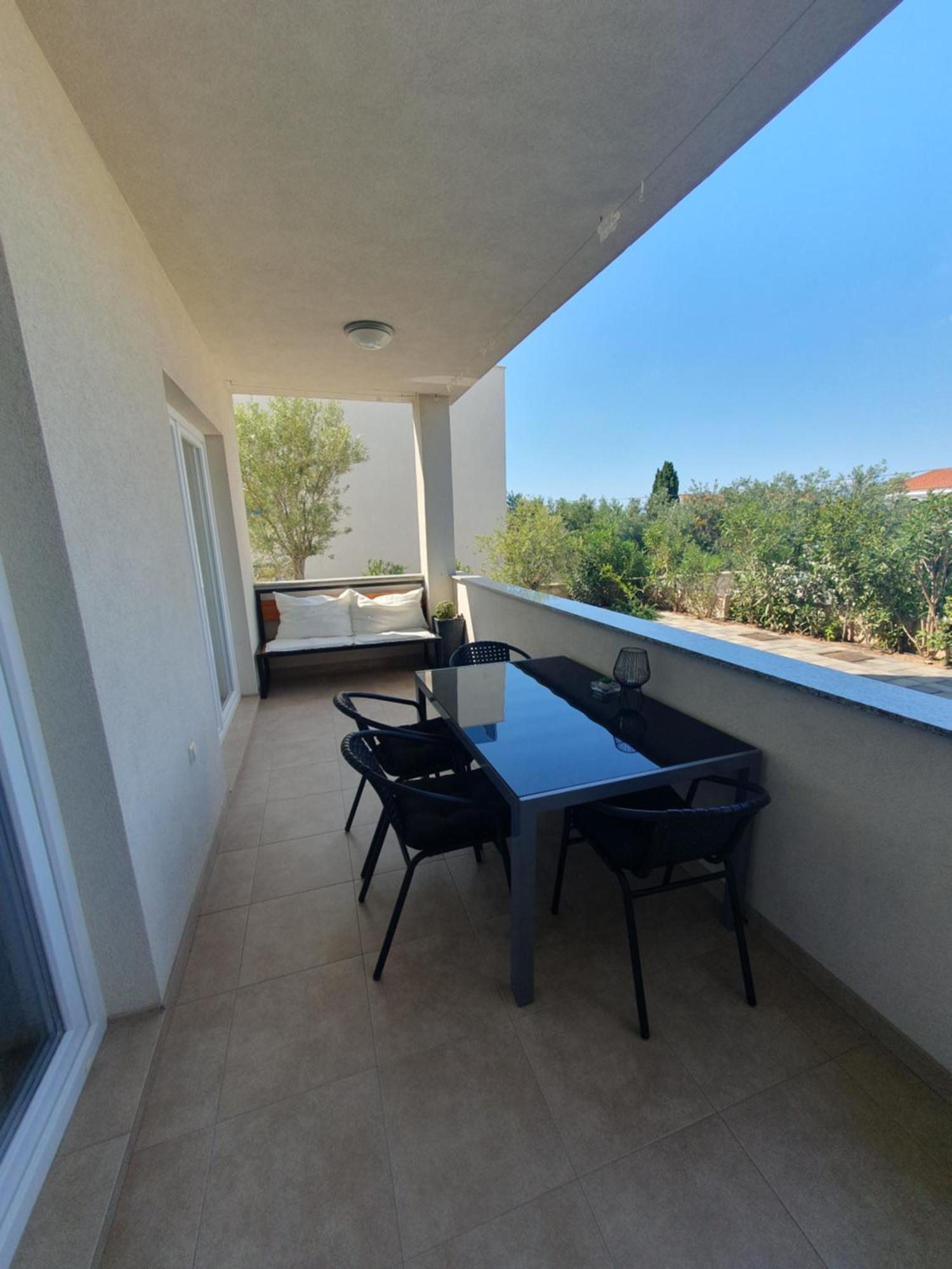 Apartments Marti مورتير المظهر الخارجي الصورة